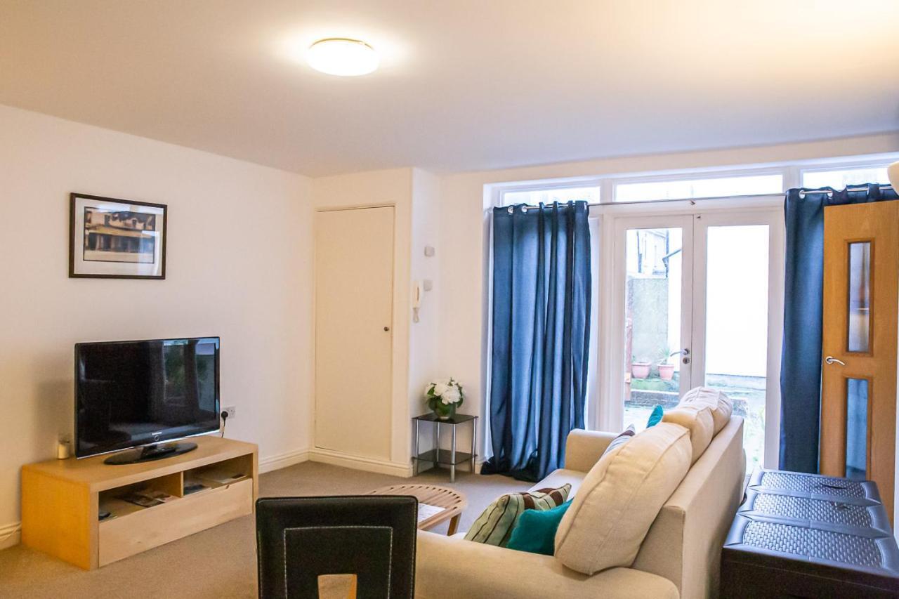 Stylish Modern Mews House In Central St Leonards 哈斯丁 外观 照片