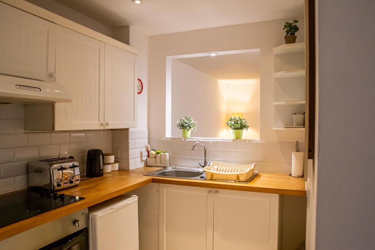 Stylish Modern Mews House In Central St Leonards 哈斯丁 外观 照片