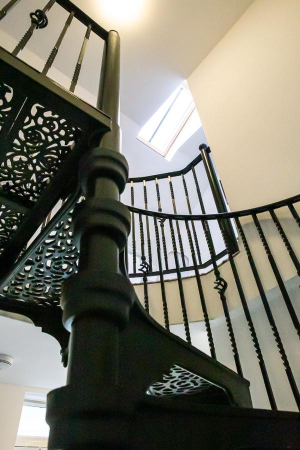 Stylish Modern Mews House In Central St Leonards 哈斯丁 外观 照片